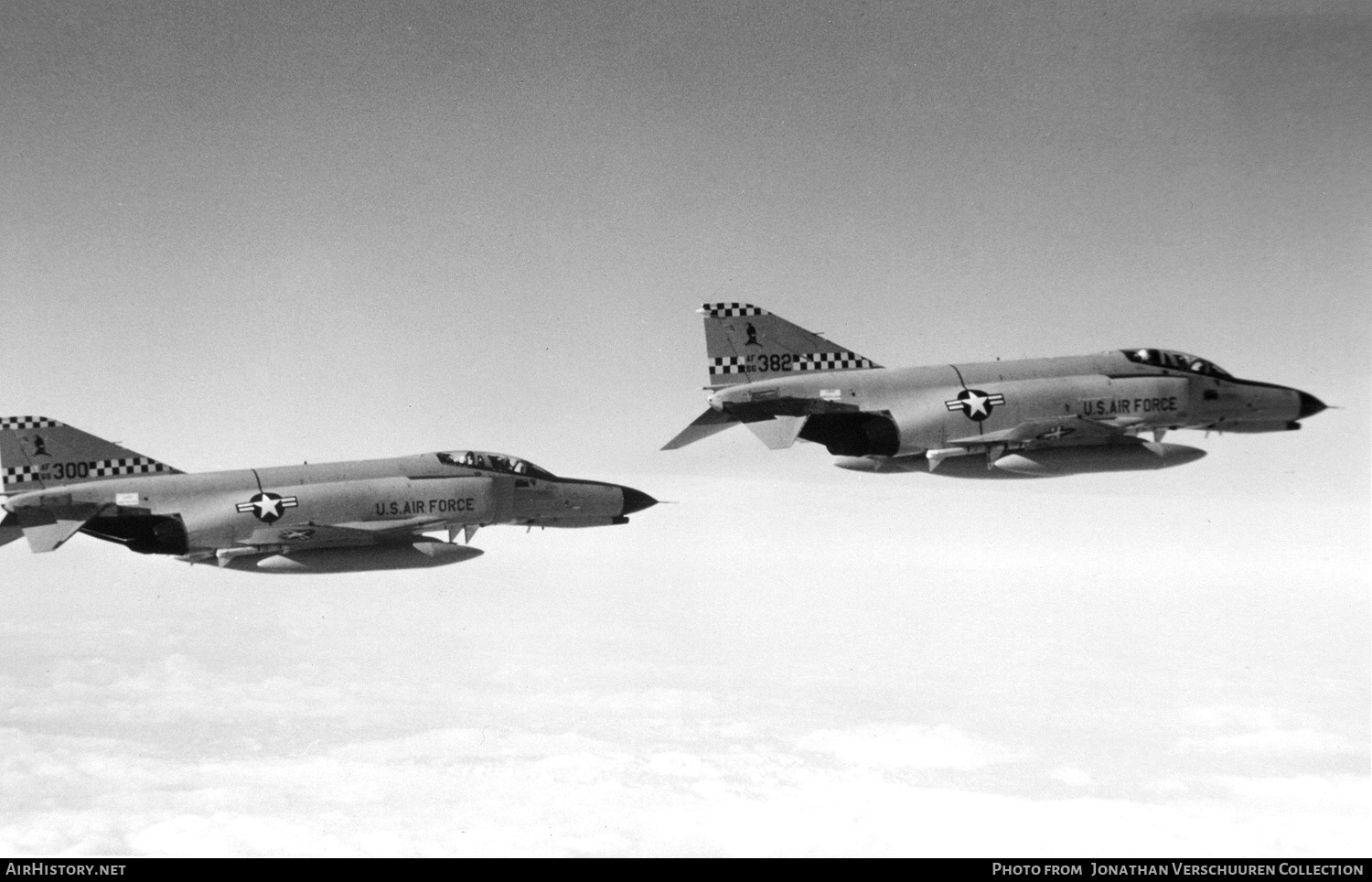 Aircraft Photo of 66-0300 / AF66-300 | McDonnell Douglas F-4E Phantom II | USA - Air Force | AirHistory.net #290740