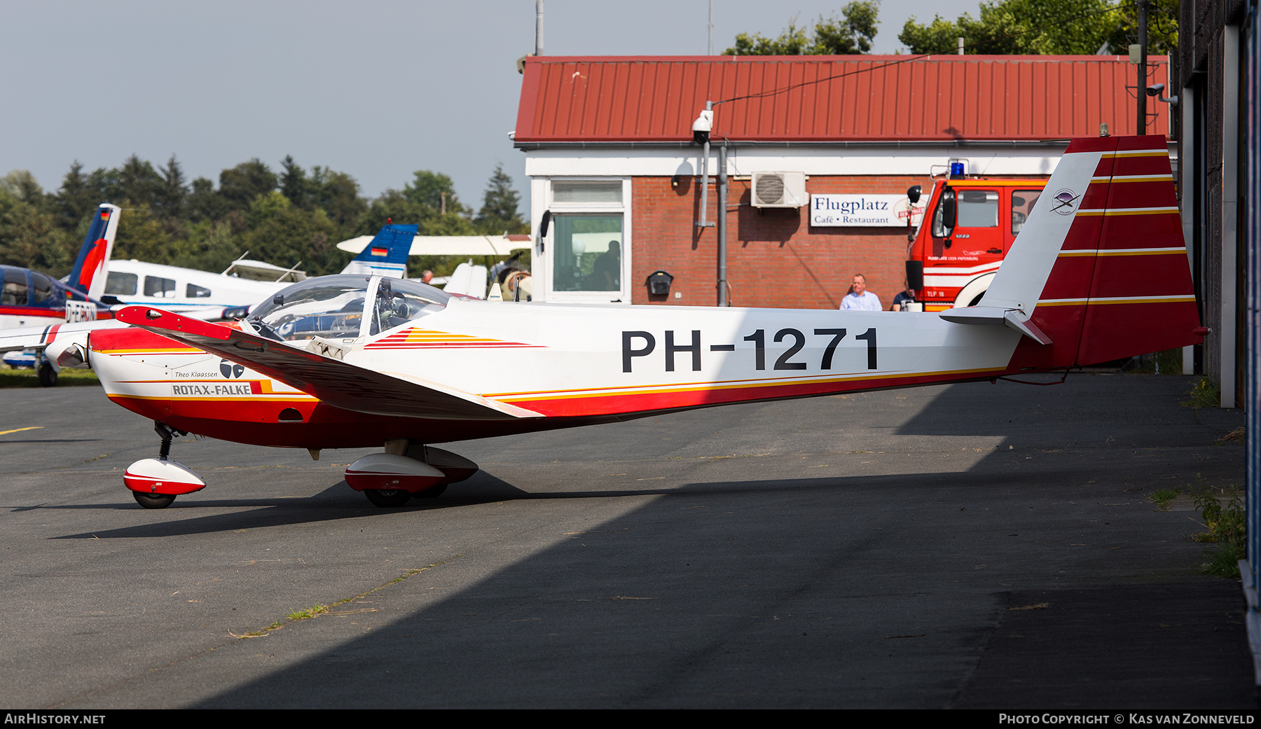 Aircraft Photo of PH-1271 | Scheibe SF-25C/TL Rotax-Falke | Zweefvliegclub Volkel | AirHistory.net #290940