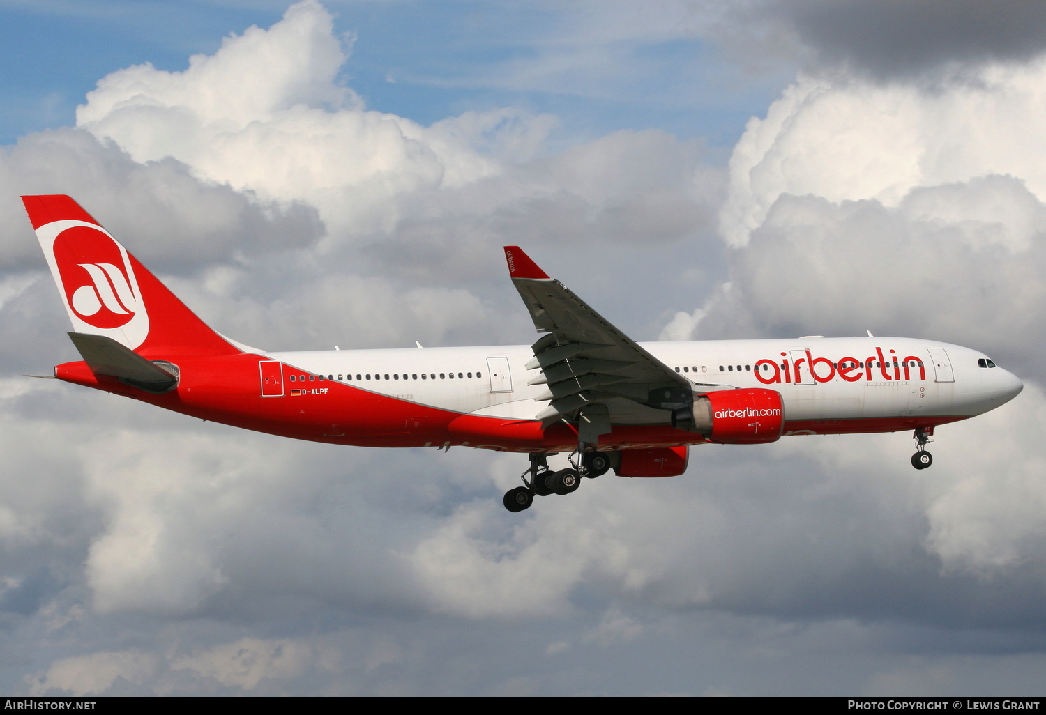 Aircraft Photo of D-ALPF | Airbus A330-223 | Air Berlin | AirHistory.net #290949