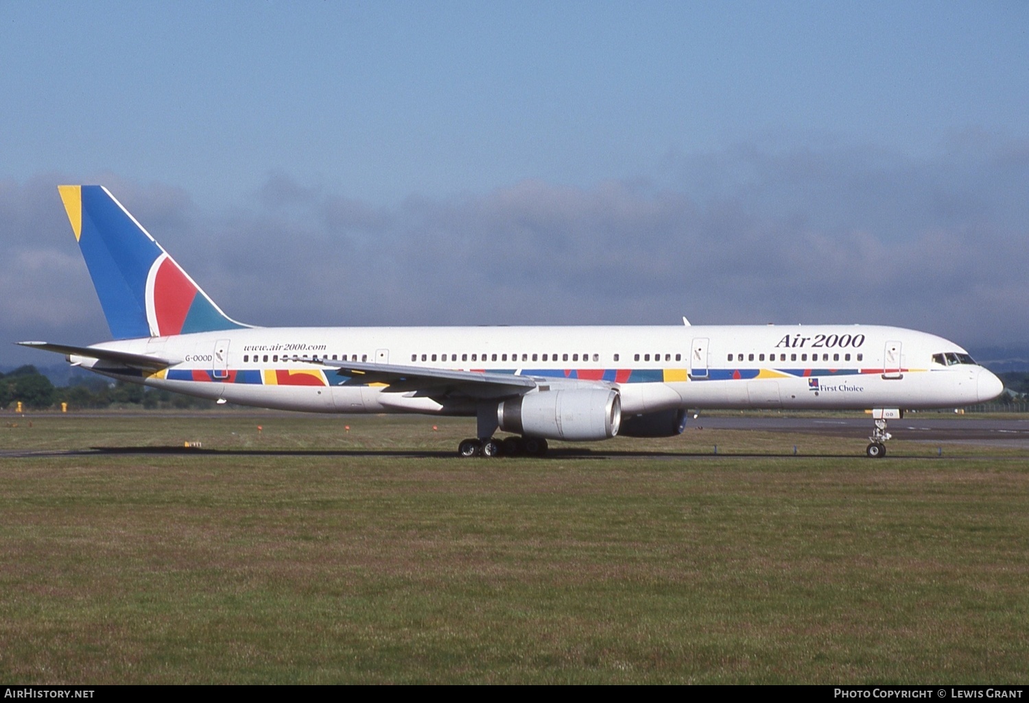 Aircraft Photo of G-OOOD | Boeing 757-28A | Air 2000 | AirHistory.net #291189