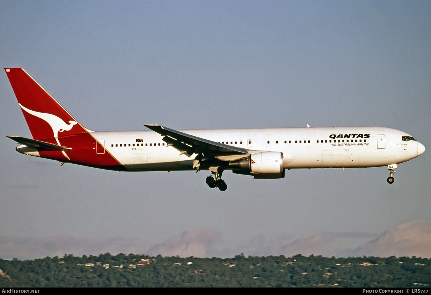 Aircraft Photo of VH-OGH | Boeing 767-338/ER | Qantas | AirHistory.net #291272