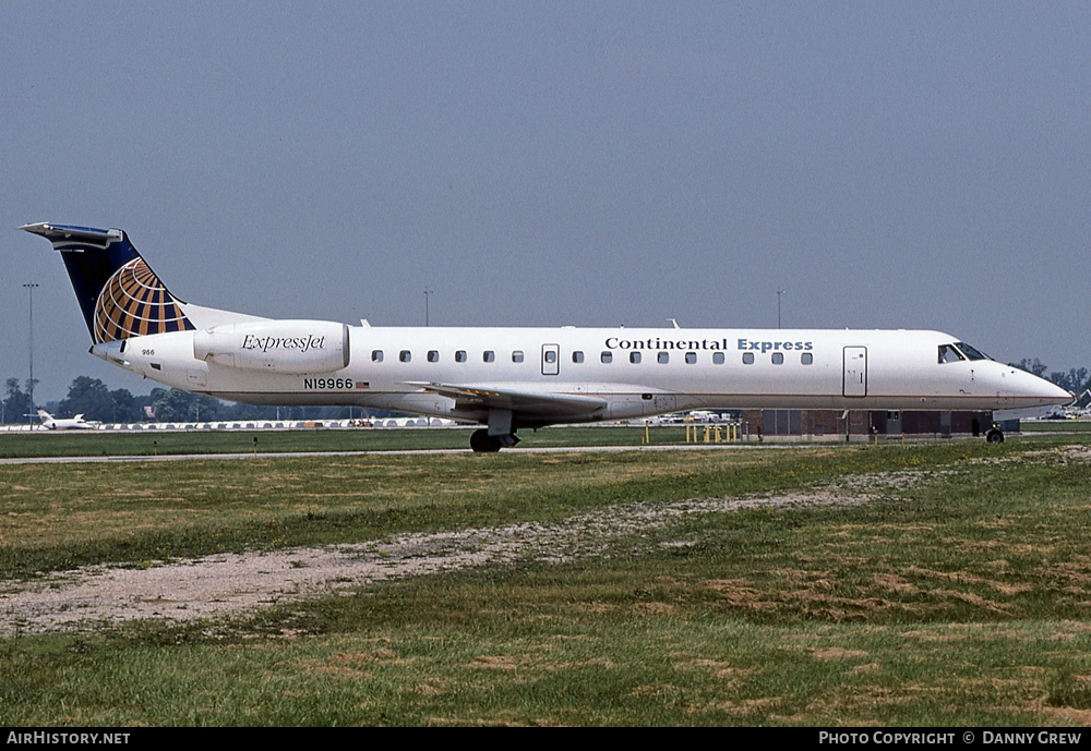 Aircraft Photo of N19966 | Embraer ERJ-145LR (EMB-145LR) | Continental Express | AirHistory.net #291349