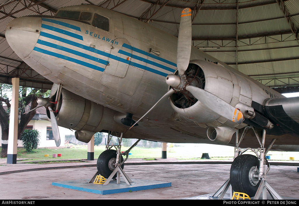 Aircraft Photo of RI-001 | Douglas C-47A Skytrain | Indonesian Airways | AirHistory.net #291360