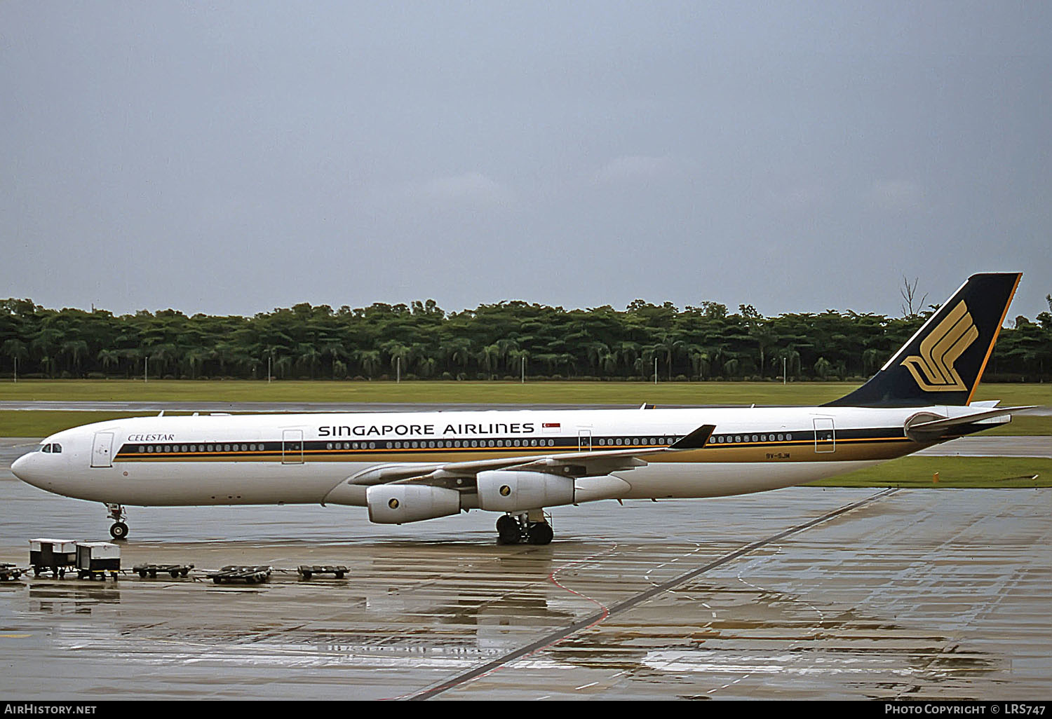 Aircraft Photo of 9V-SJM | Airbus A340-313X | Singapore Airlines | AirHistory.net #291569