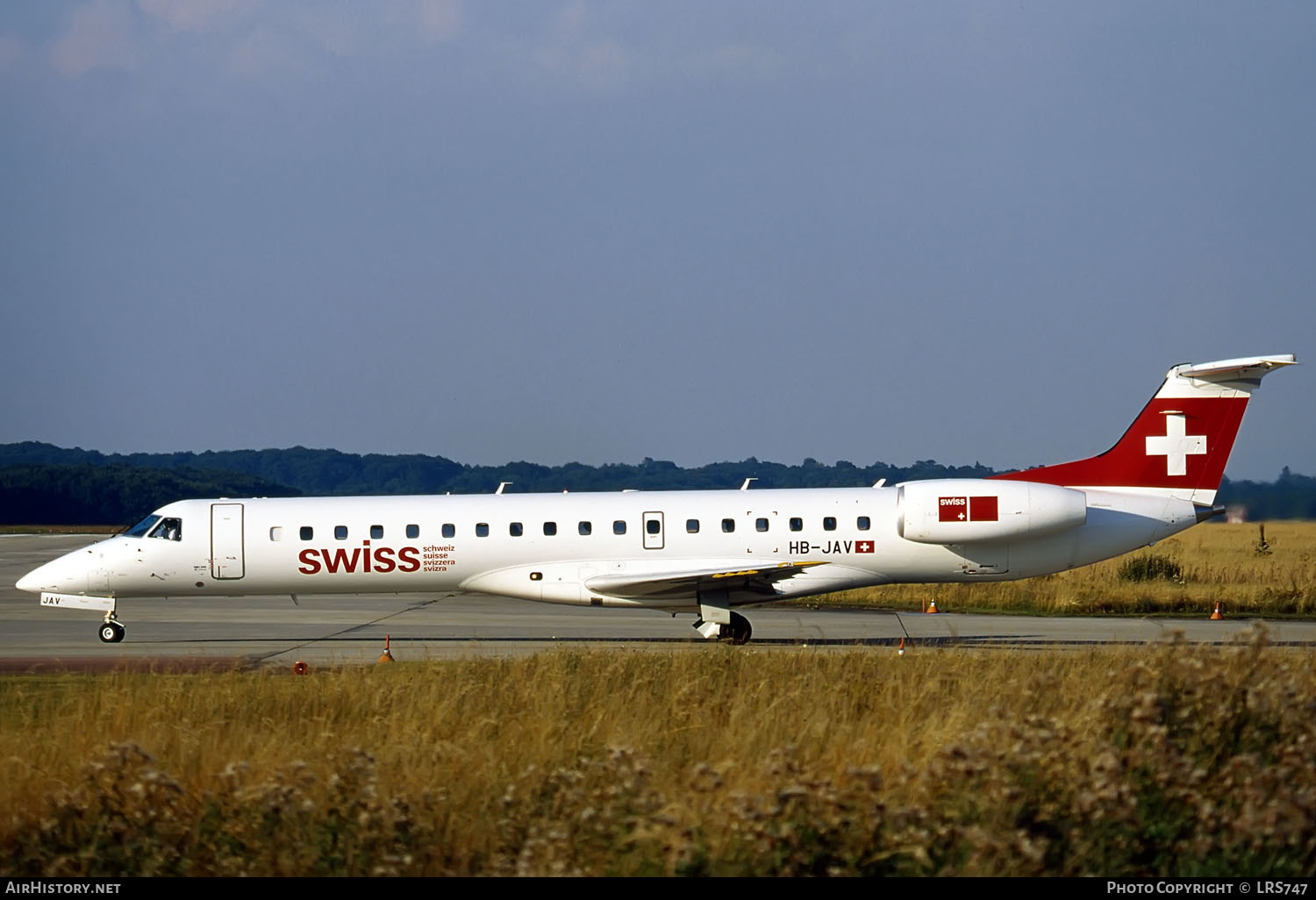 Aircraft Photo of HB-JAV | Embraer ERJ-145LU (EMB-145LU) | Swiss International Air Lines | AirHistory.net #291574