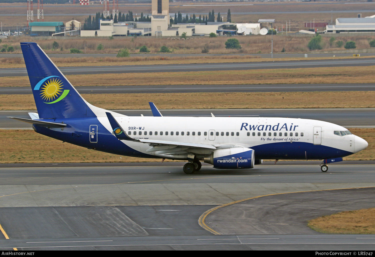 Aircraft Photo of 9XR-WJ | Boeing 737-7K5 | RwandAir | AirHistory.net #291670