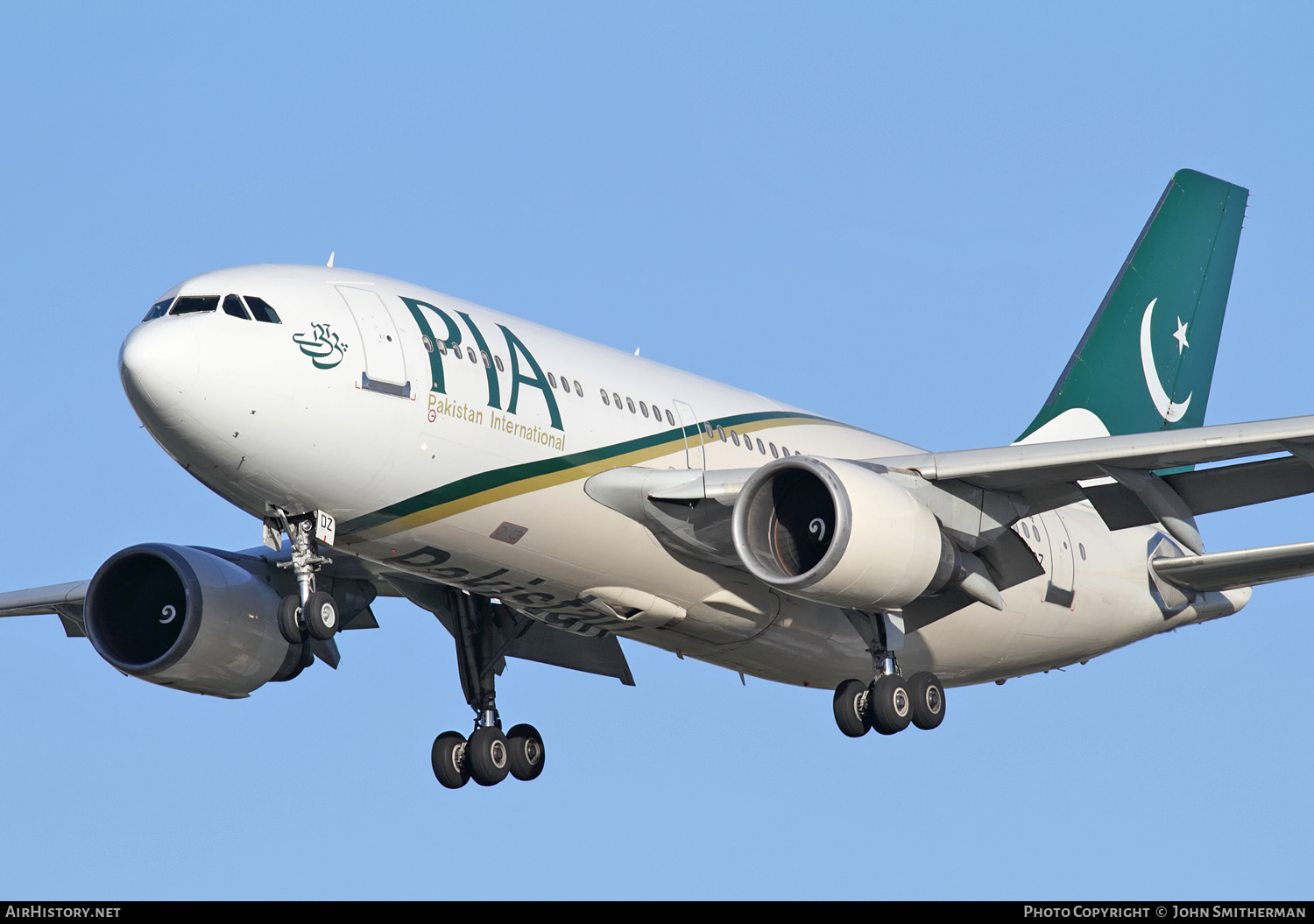 Aircraft Photo of AP-BDZ | Airbus A310-308 | Pakistan International Airlines - PIA | AirHistory.net #291671