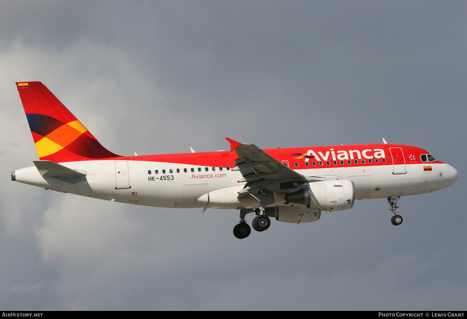 Aircraft Photo of HK-4553 | Airbus A319-115 | Avianca | AirHistory.net #291680