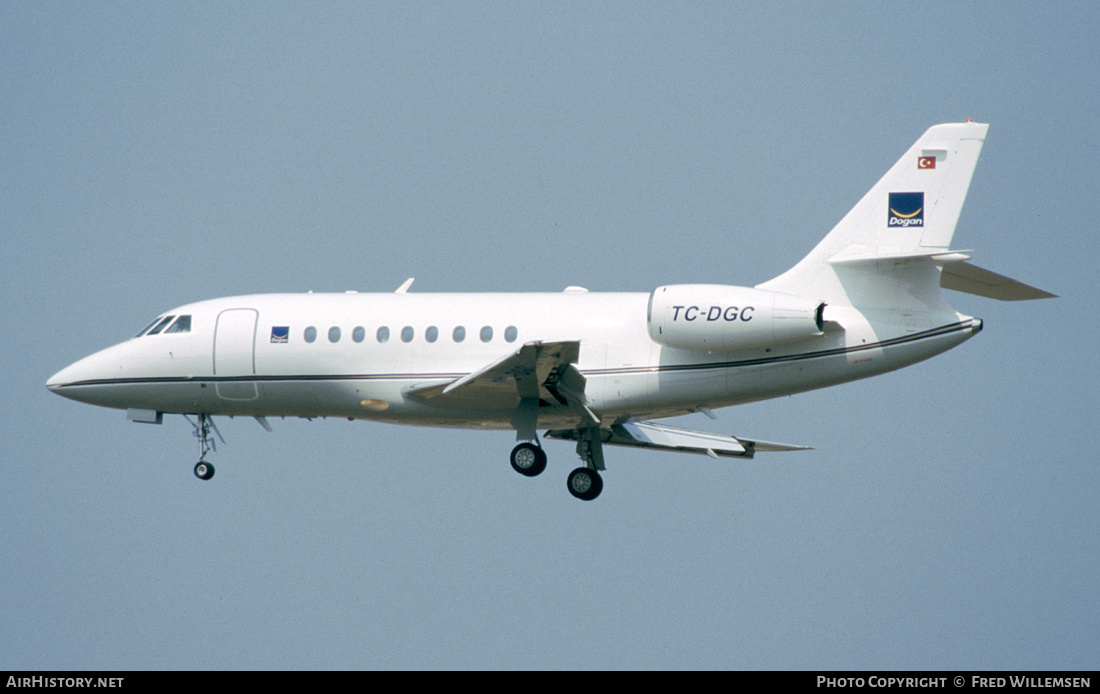 Aircraft Photo of TC-DGC | Dassault Falcon 2000 | Doğan Group | AirHistory.net #291713