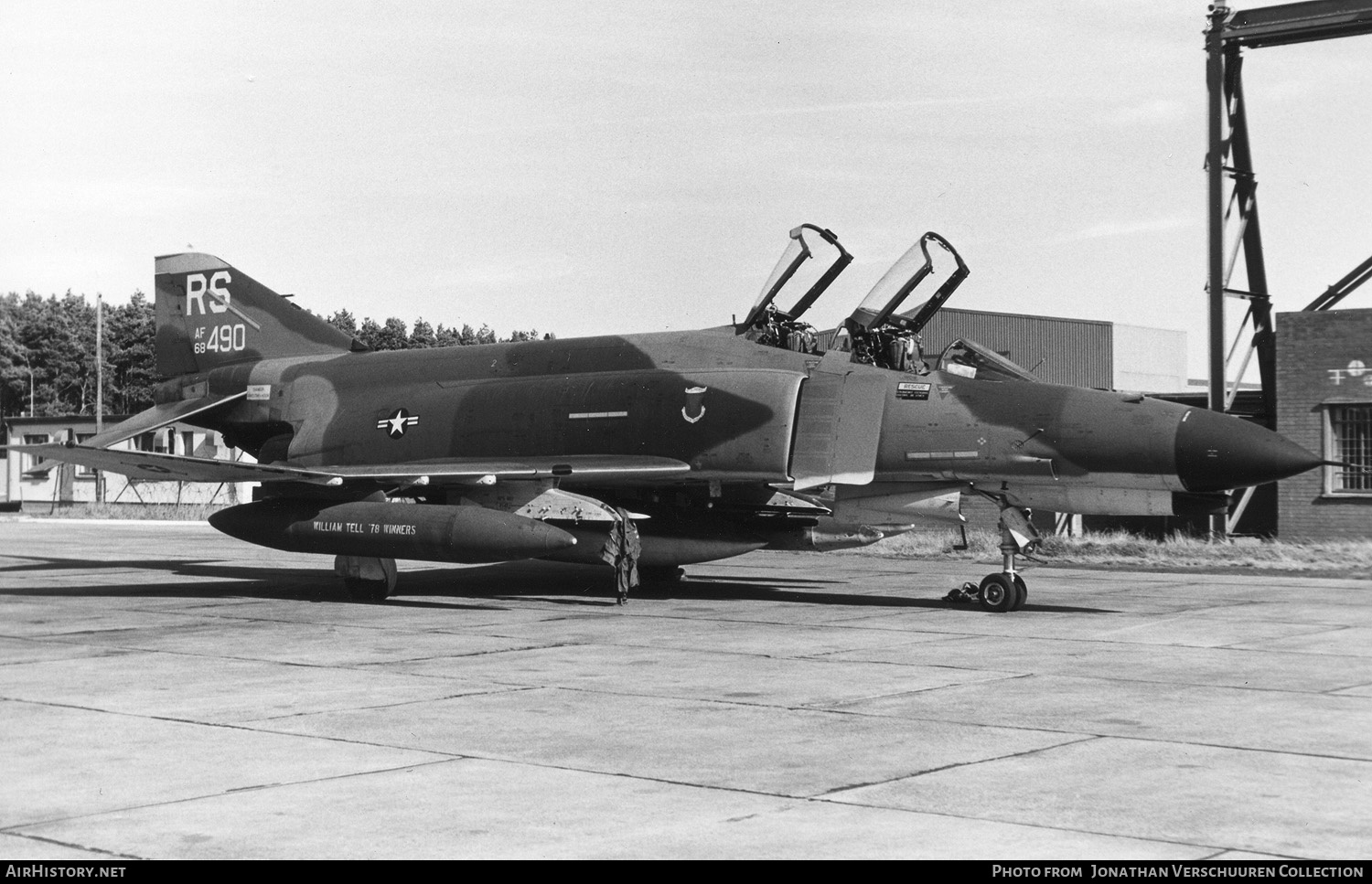 Aircraft Photo of 68-0490 / AF68-490 | McDonnell Douglas F-4E Phantom II | USA - Air Force | AirHistory.net #291722