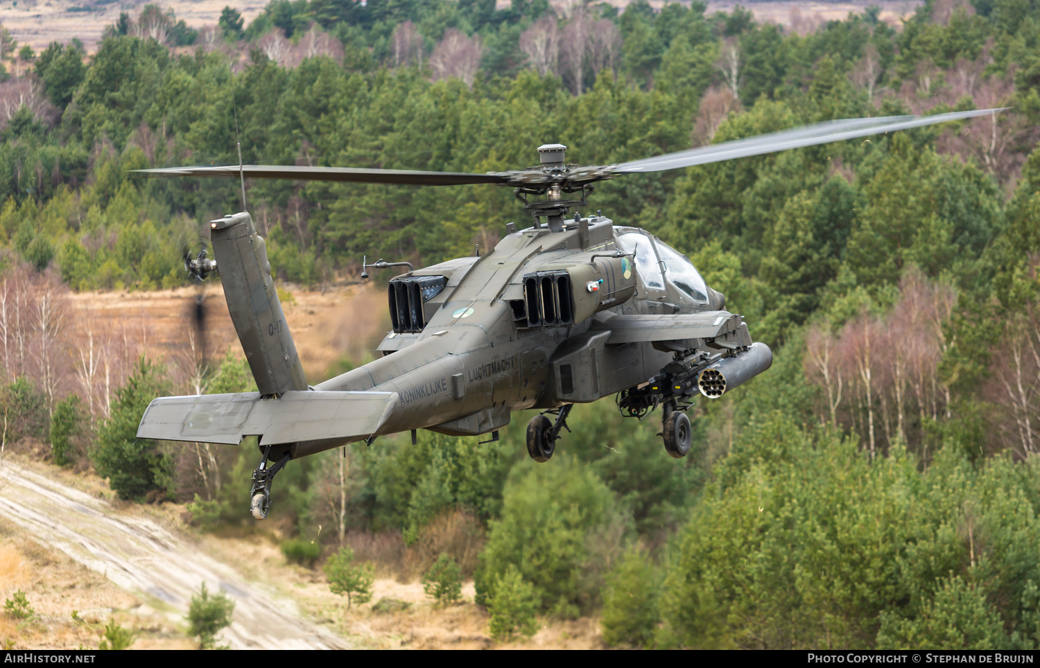 Aircraft Photo of Q-17 | Boeing AH-64D Apache Longbow | Netherlands - Air Force | AirHistory.net #291819