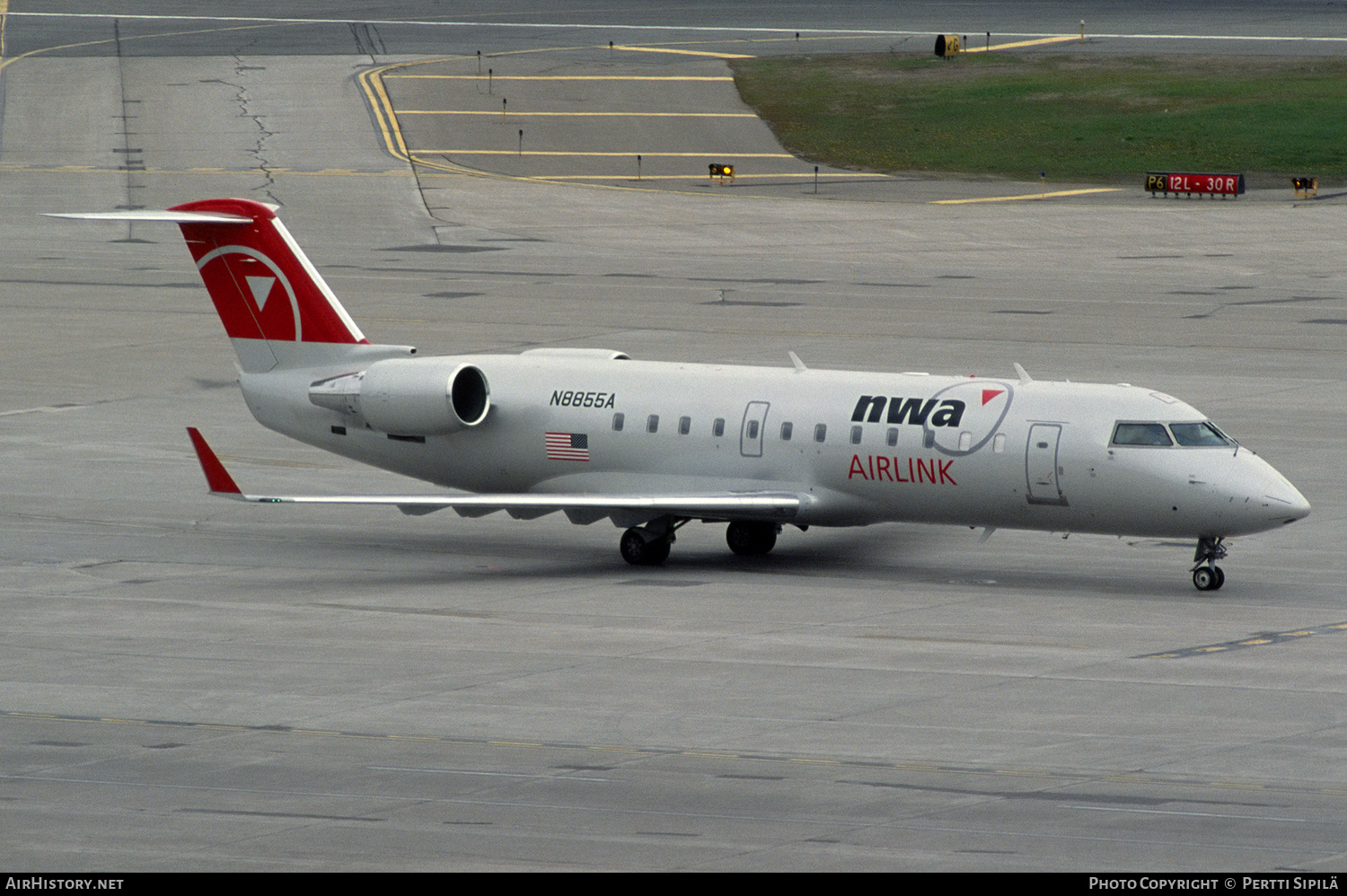 Aircraft Photo of N8855A | Bombardier CRJ-440 (CL-600-2B19) | NWA Airlink | AirHistory.net #291882