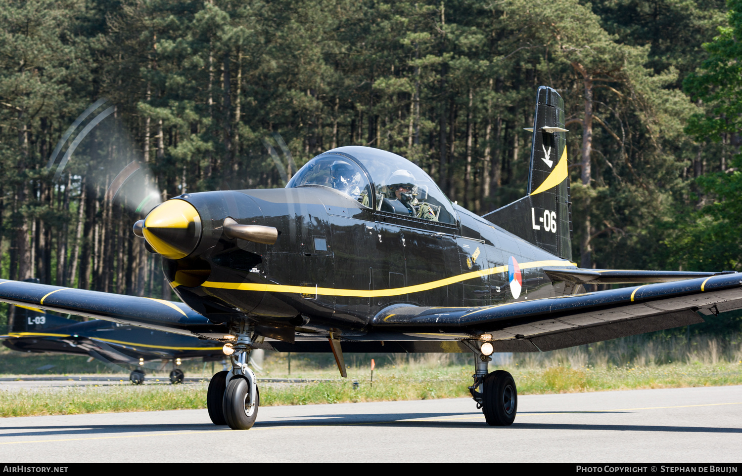 Aircraft Photo of L-06 | Pilatus PC-7 | Netherlands - Air Force | AirHistory.net #291896