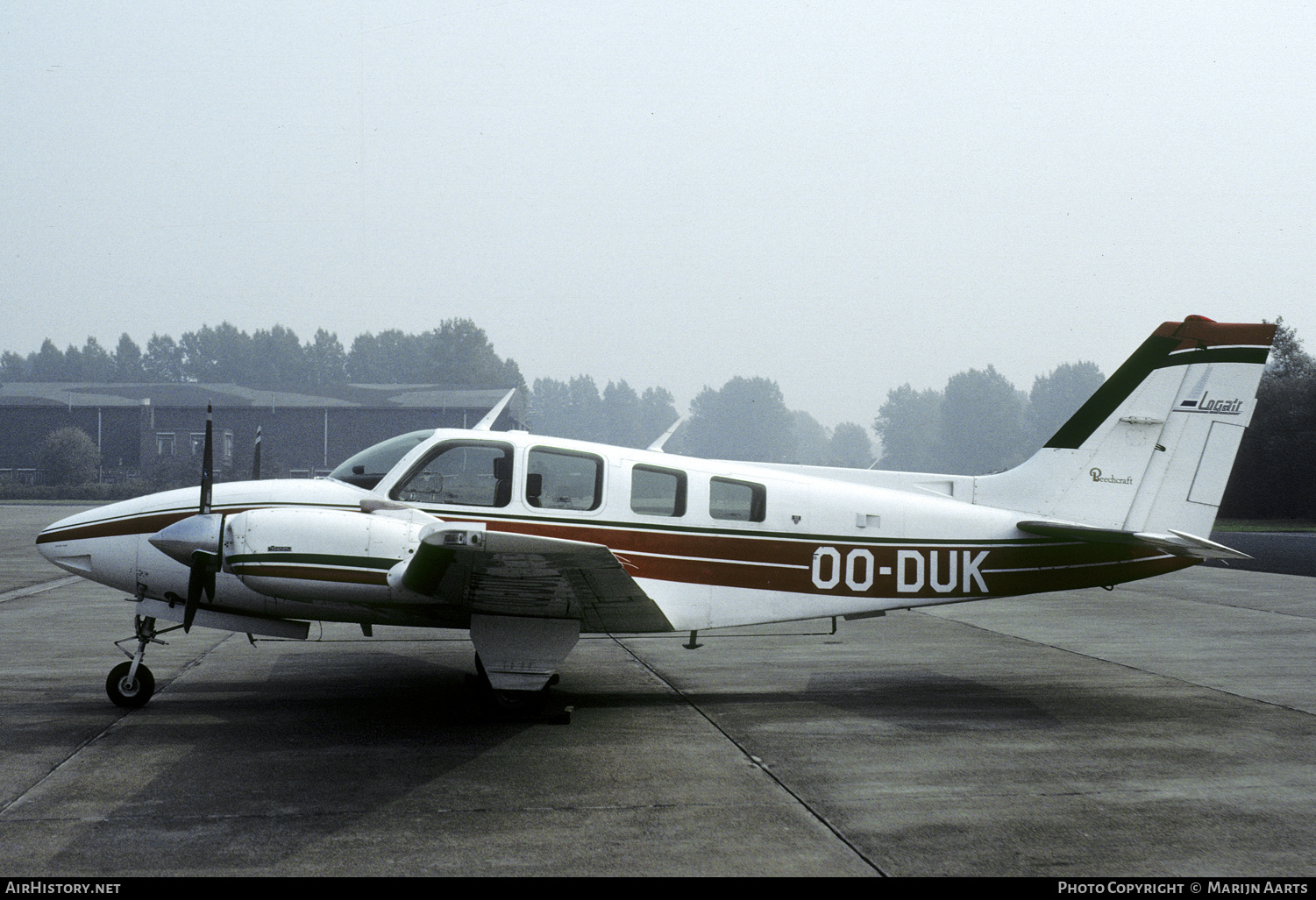 Aircraft Photo of OO-DUK | Beech 55 Baron (95-55) | Logair | AirHistory.net #291964