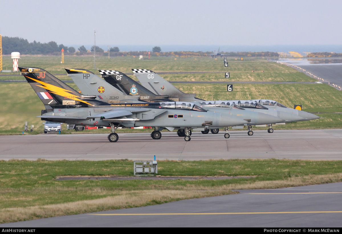 Aircraft Photo of ZE734 | Panavia Tornado F3 | UK - Air Force | AirHistory.net #292024
