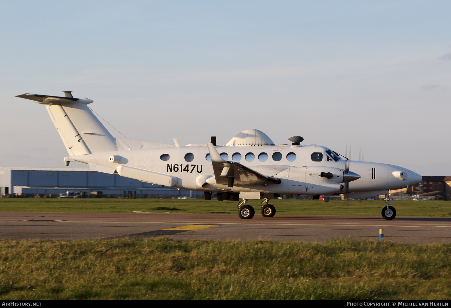 Aircraft Photo of N6147U | Beech Super King Air 350 (B300) | AirHistory.net #292064