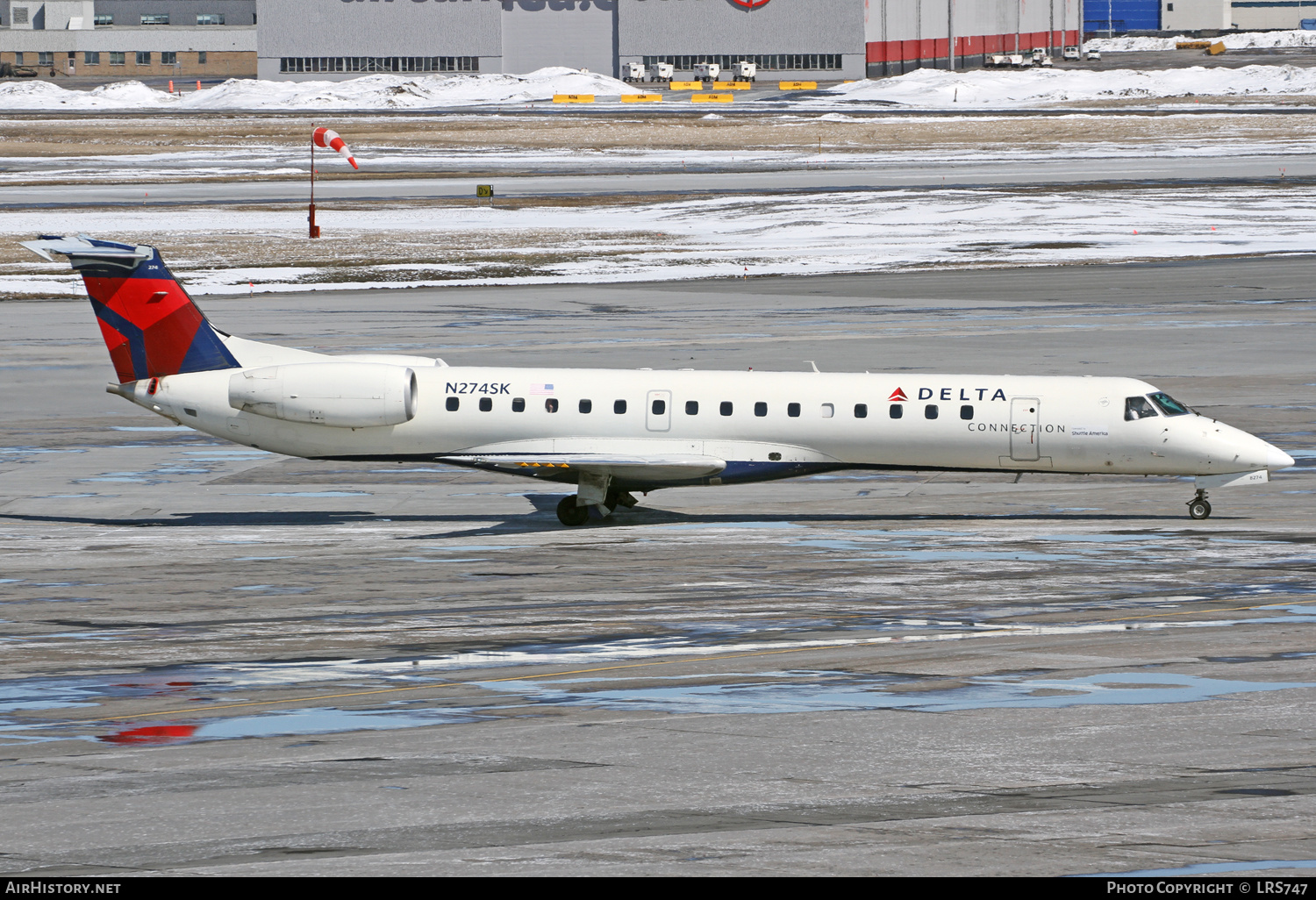 Aircraft Photo of N274SK | Embraer ERJ-145LR (EMB-145LR) | Delta Connection | AirHistory.net #292111