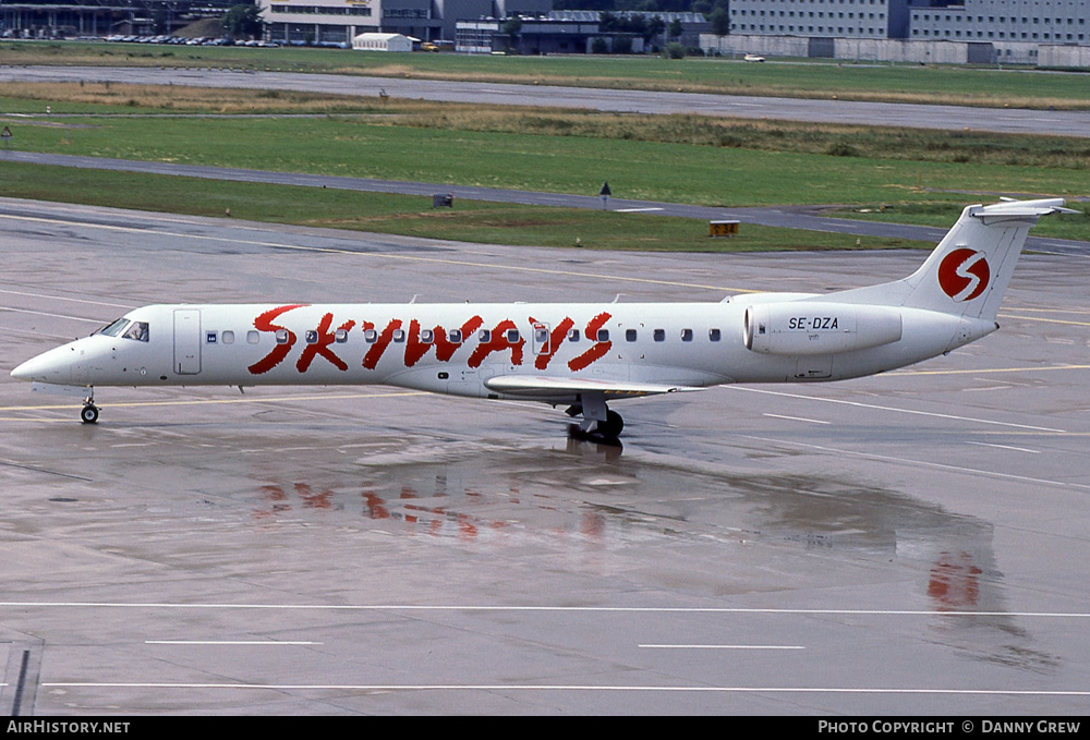 Aircraft Photo of SE-DZA | Embraer ERJ-145EP (EMB-145EP) | Skyways | AirHistory.net #292196