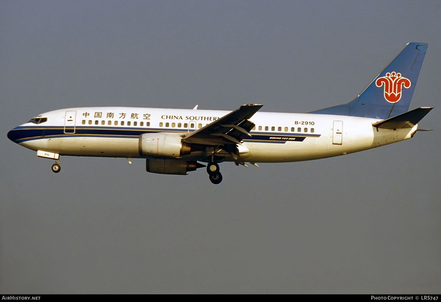Aircraft Photo of B-2910 | Boeing 737-3Y0 | China Southern Airlines | AirHistory.net #292305