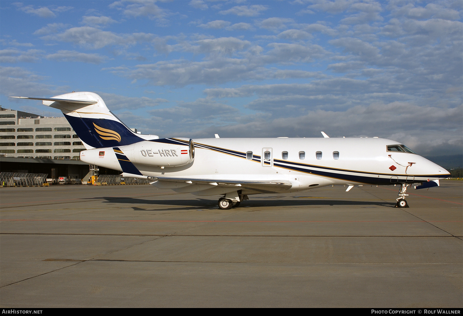 Aircraft Photo of OE-HRR | Bombardier Challenger 300 (BD-100-1A10) | AirHistory.net #292319