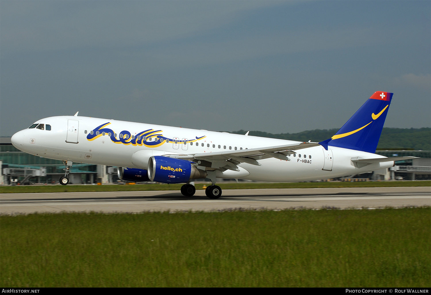 Aircraft Photo of F-HBAC | Airbus A320-214 | Hello | AirHistory.net #292334