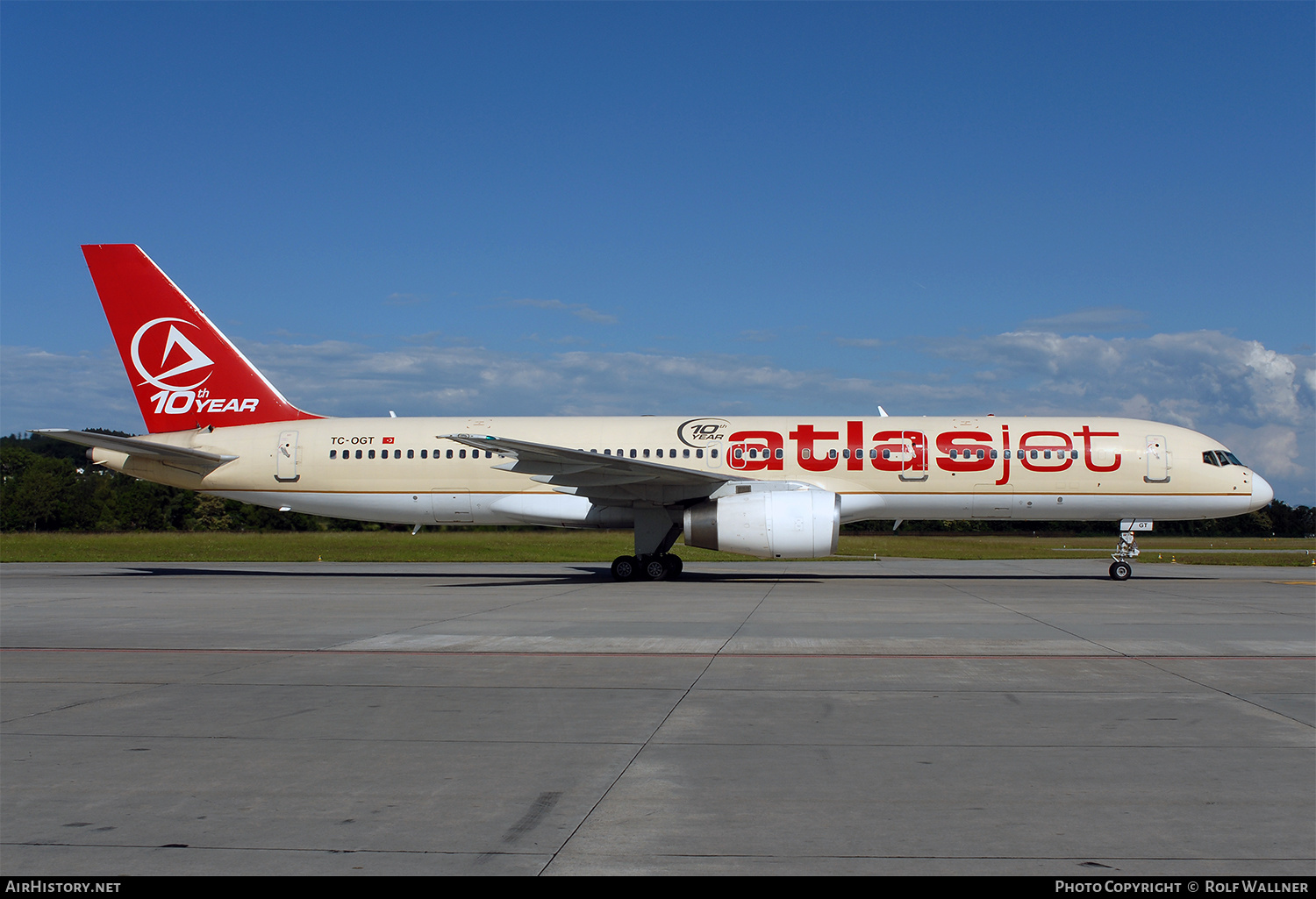 Aircraft Photo of TC-OGT | Boeing 757-256 | Atlasjet Airlines | AirHistory.net #292335