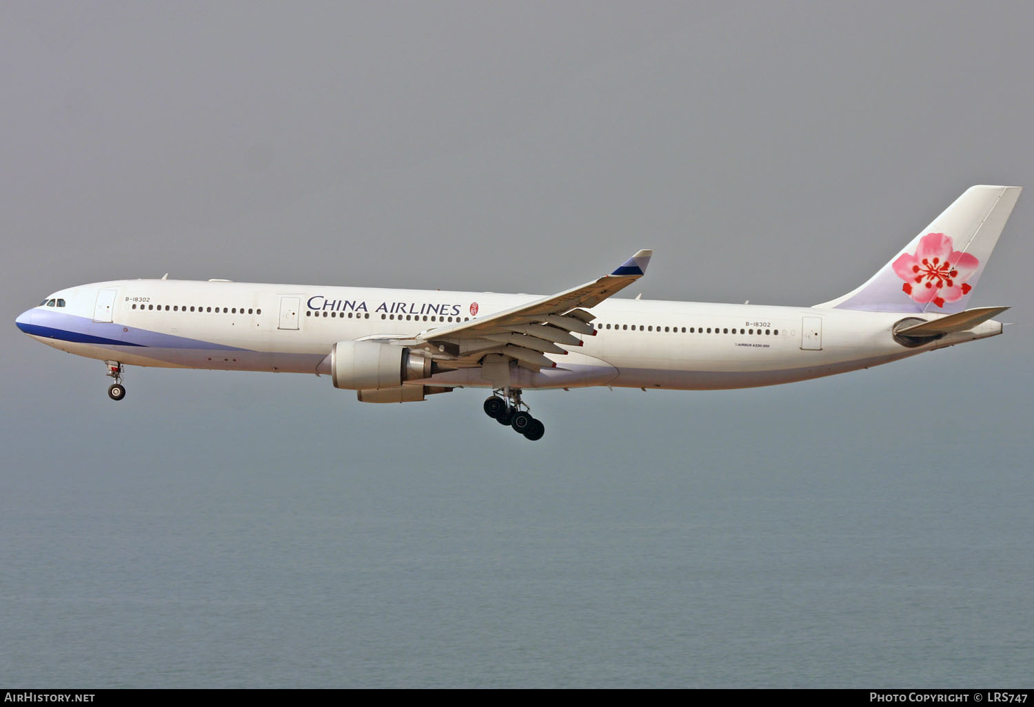 Aircraft Photo of B-18302 | Airbus A330-302 | China Airlines | AirHistory.net #292401