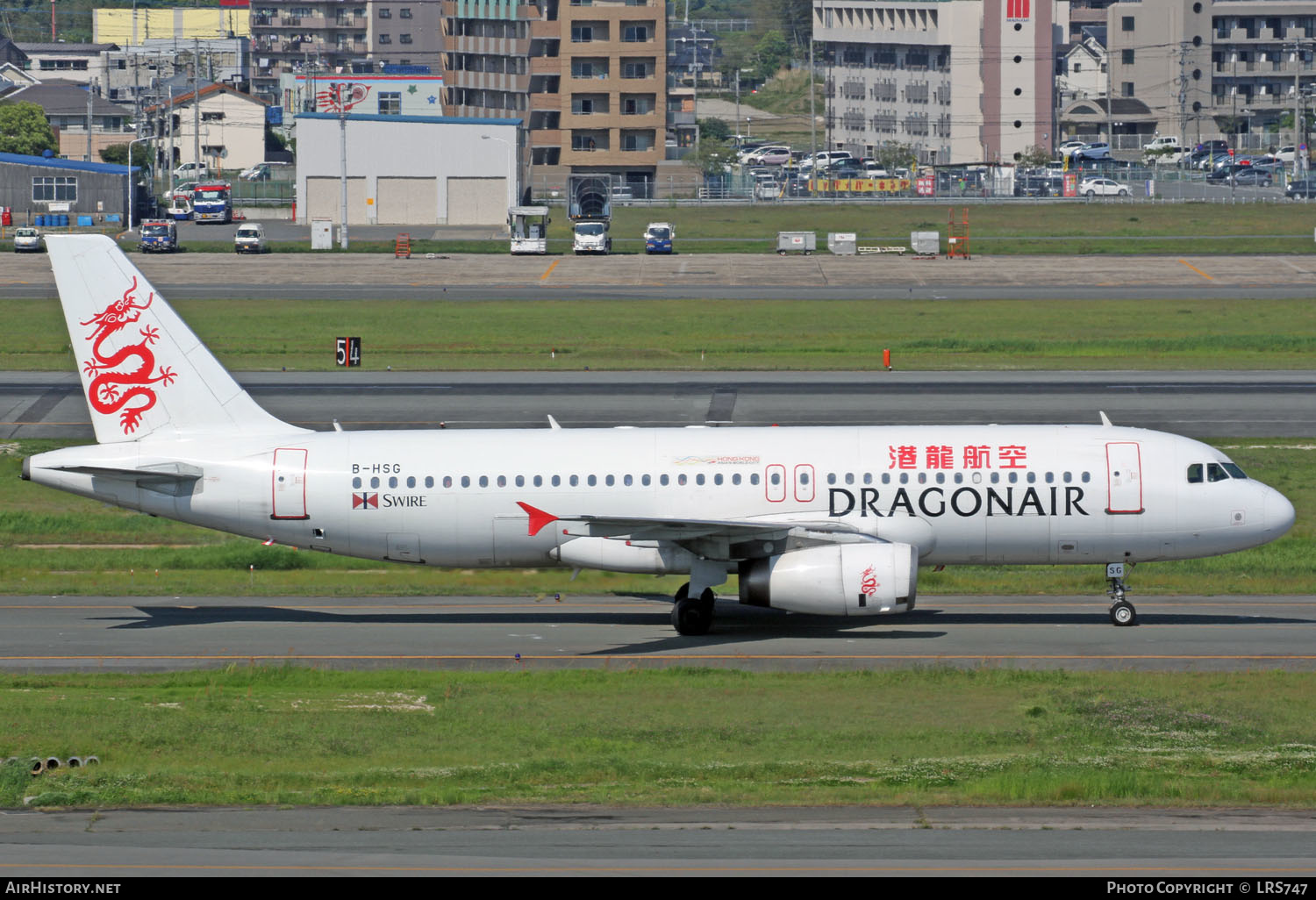 Aircraft Photo of B-HSG | Airbus A320-232 | Dragonair | AirHistory.net #292428