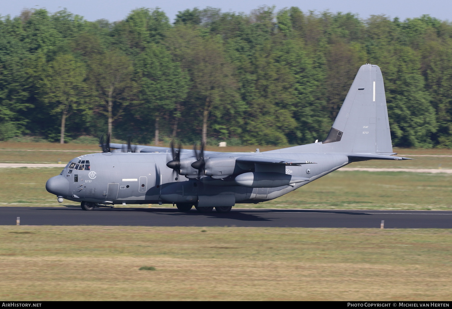 Aircraft Photo of 11-5737 / 15737 | Lockheed Martin MC-130J Commando II | USA - Air Force | AirHistory.net #292444
