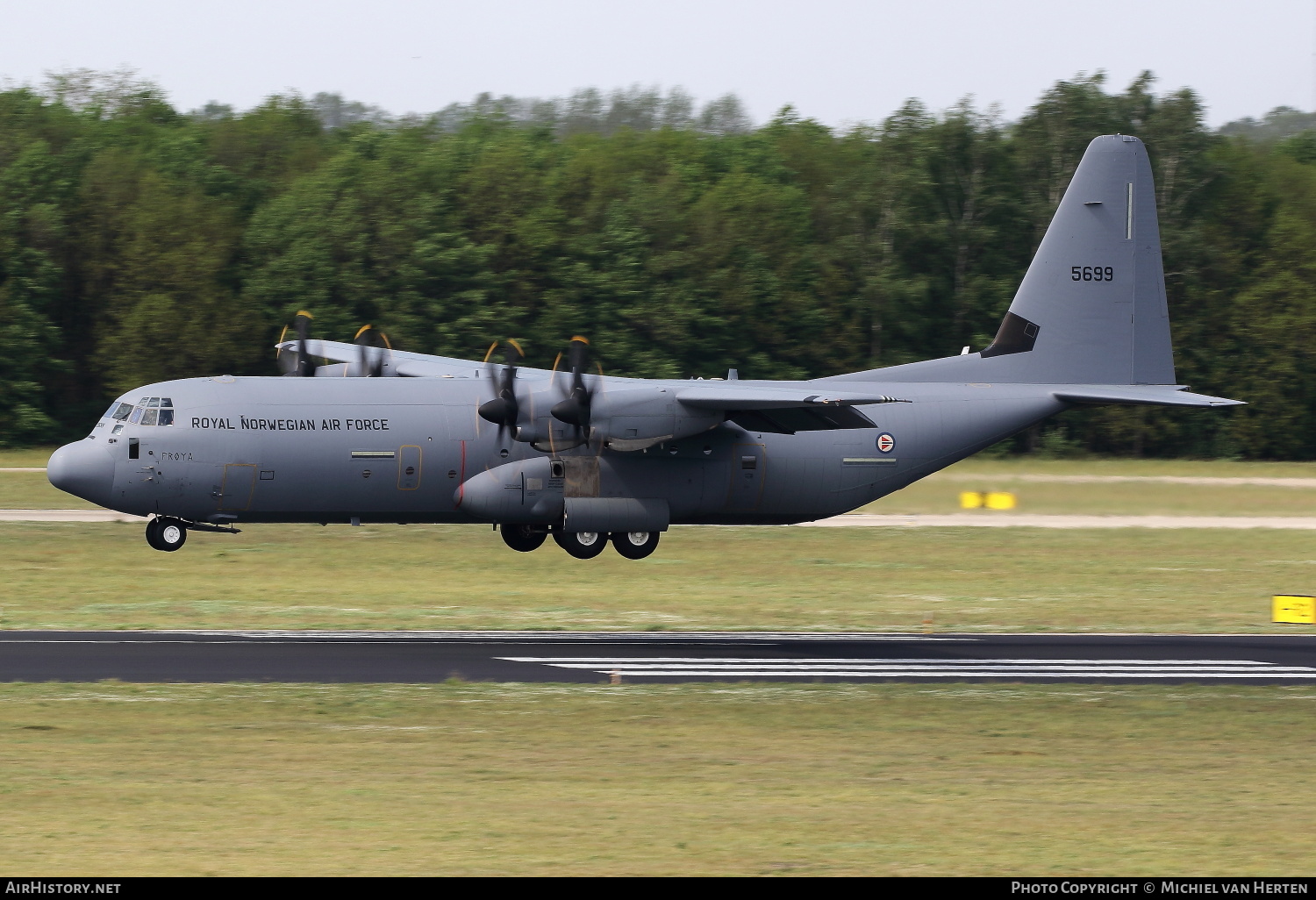 Aircraft Photo of 5699 | Lockheed Martin C-130J-30 Hercules | Norway - Air Force | AirHistory.net #292447