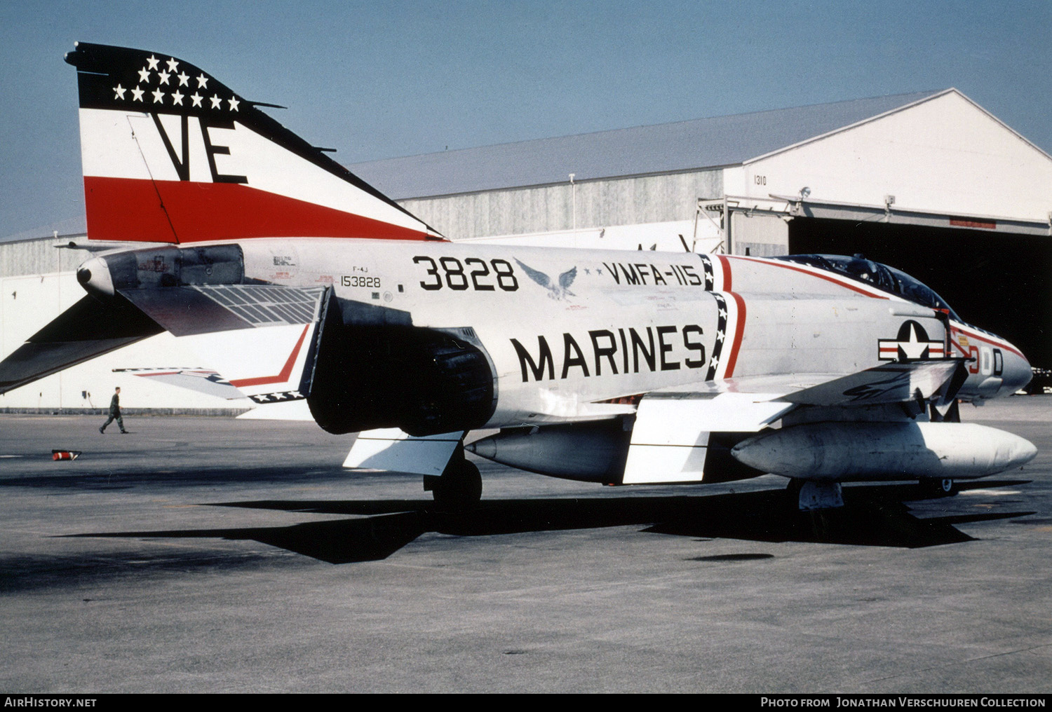 Aircraft Photo of 153828 / 3828 | McDonnell Douglas F-4J Phantom II | USA - Marines | AirHistory.net #292467