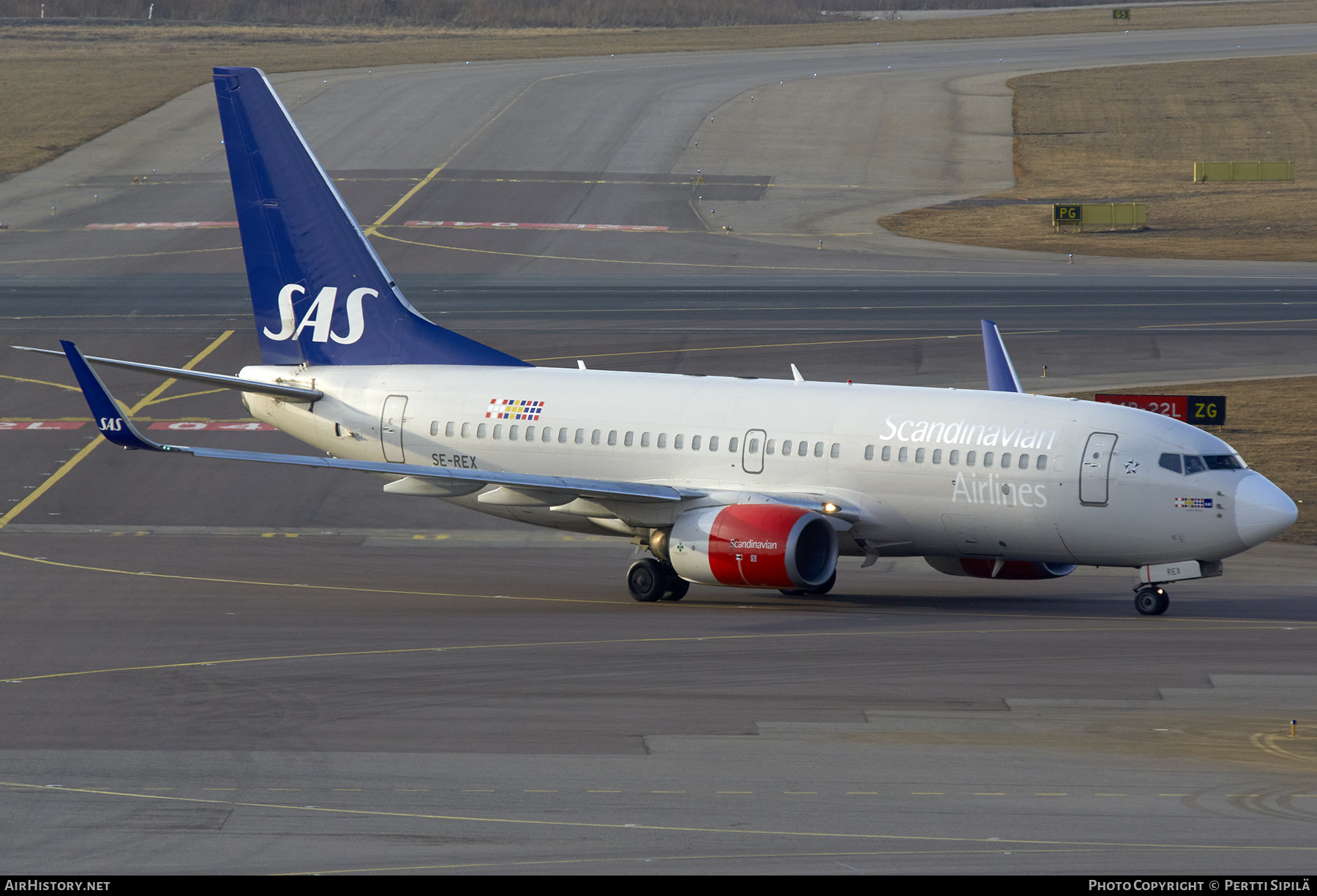 Aircraft Photo of SE-REX | Boeing 737-76N | Scandinavian Airlines - SAS | AirHistory.net #292503