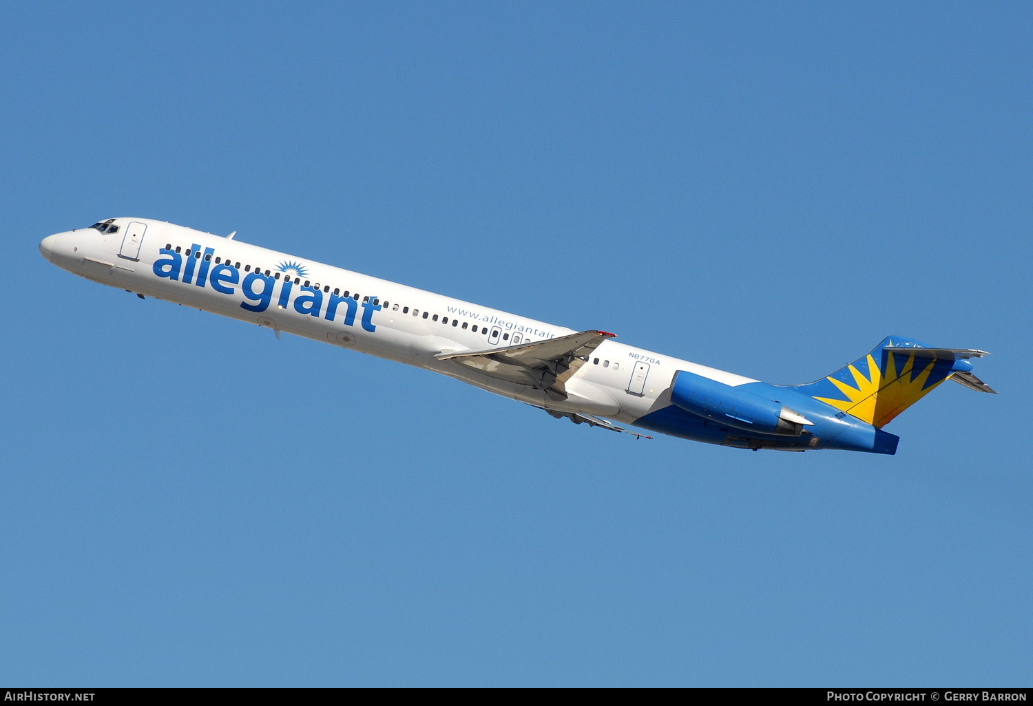 Aircraft Photo of N877GA | McDonnell Douglas MD-83 (DC-9-83) | Allegiant Air | AirHistory.net #292663