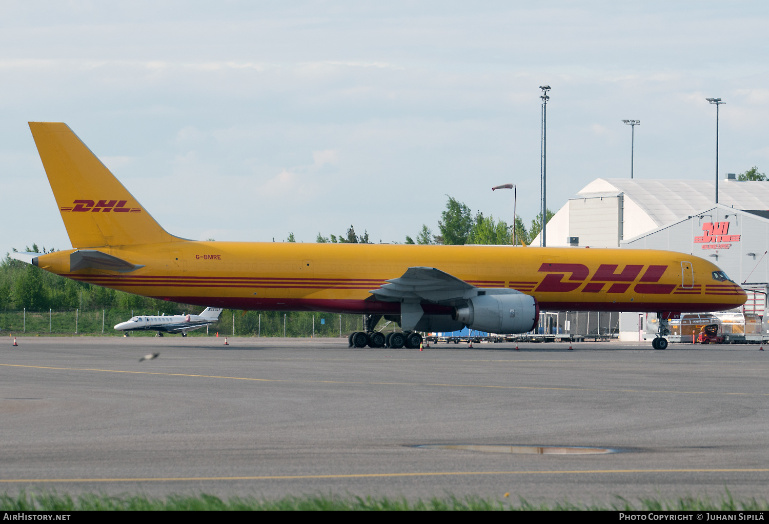 Aircraft Photo of G-BMRE | Boeing 757-236/SF | DHL International | AirHistory.net #292750
