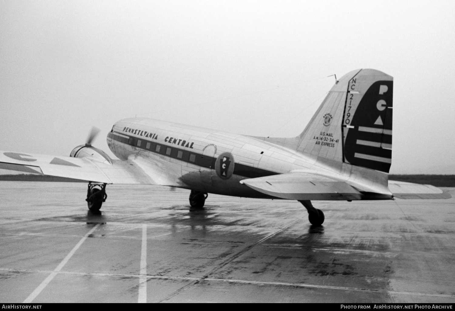 Aircraft Photo of NC21790 | Douglas DC-3-313 | Pennsylvania Central Airlines - PCA | AirHistory.net #293028