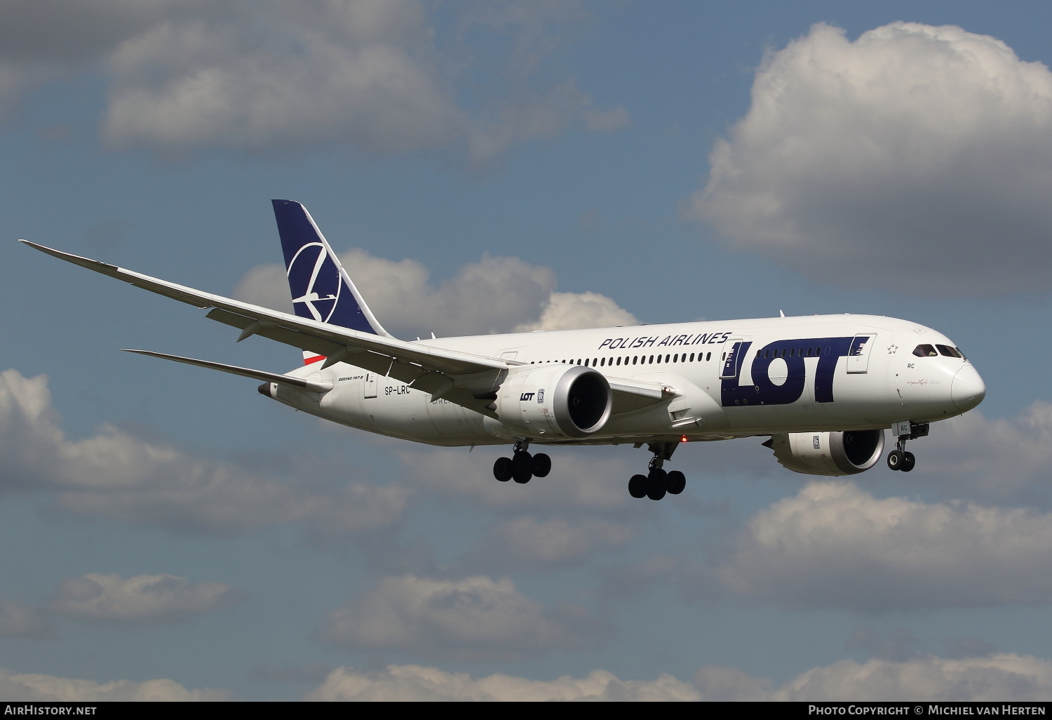 Aircraft Photo of SP-LRC | Boeing 787-8 Dreamliner | LOT Polish Airlines - Polskie Linie Lotnicze | AirHistory.net #293058