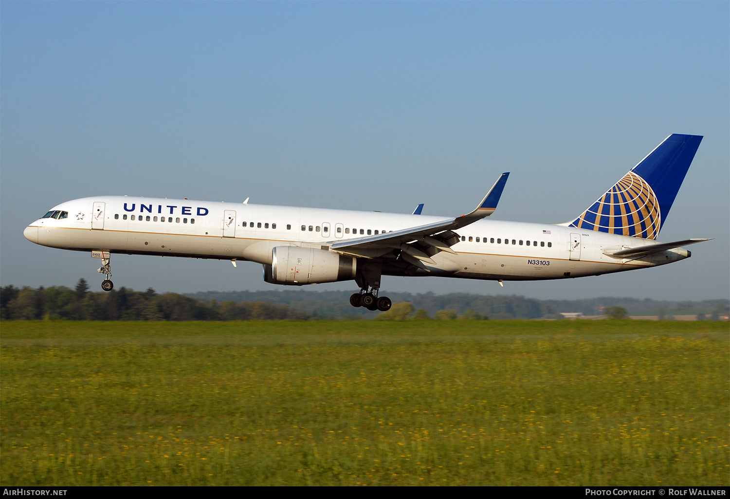 Aircraft Photo of N33103 | Boeing 757-224 | United Airlines | AirHistory.net #293169