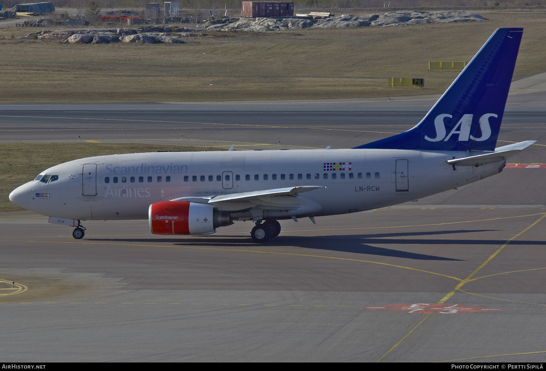 Aircraft Photo of LN-RCW | Boeing 737-683 | Scandinavian Airlines - SAS | AirHistory.net #293242