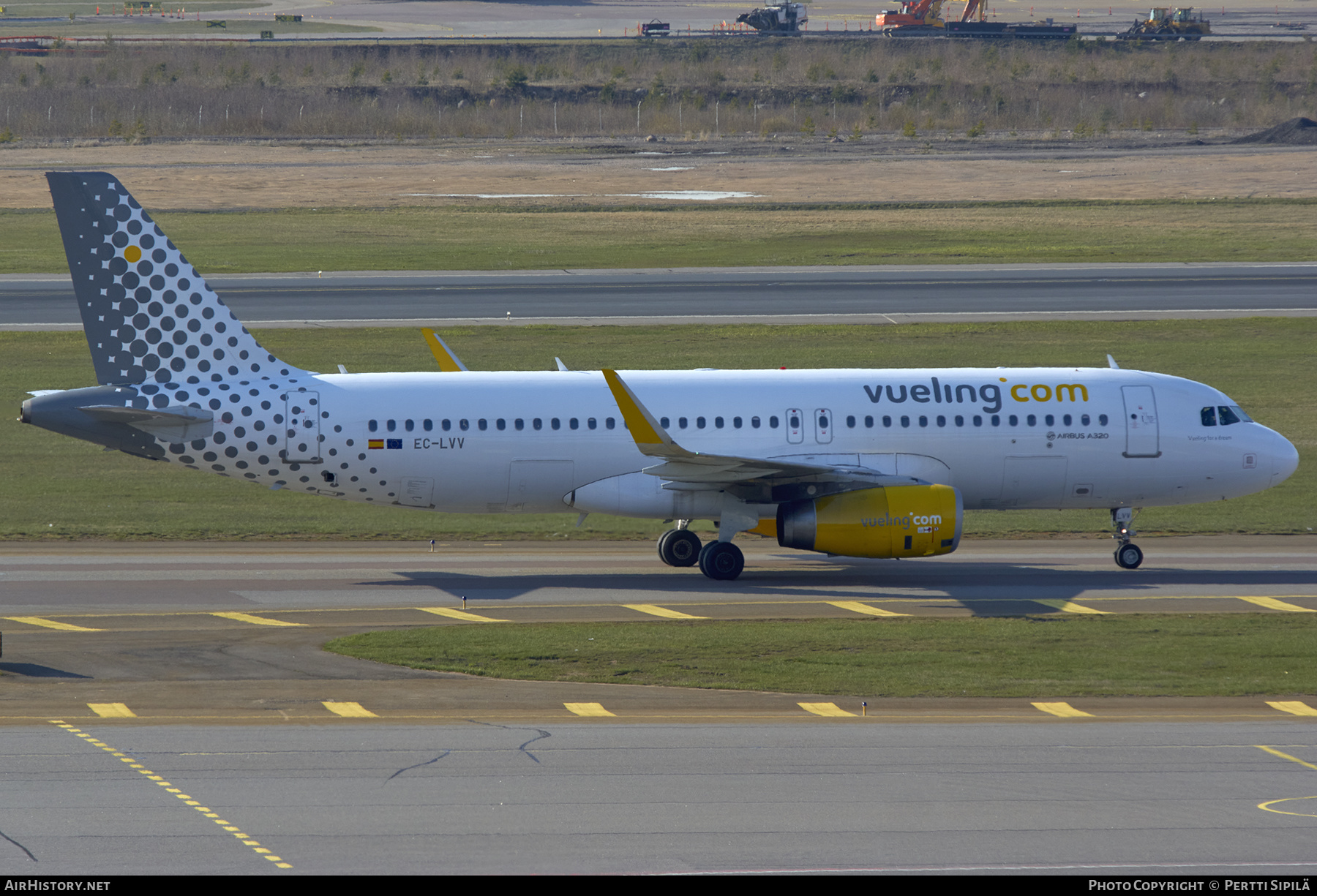 Aircraft Photo of EC-LVV | Airbus A320-232 | Vueling Airlines | AirHistory.net #293327