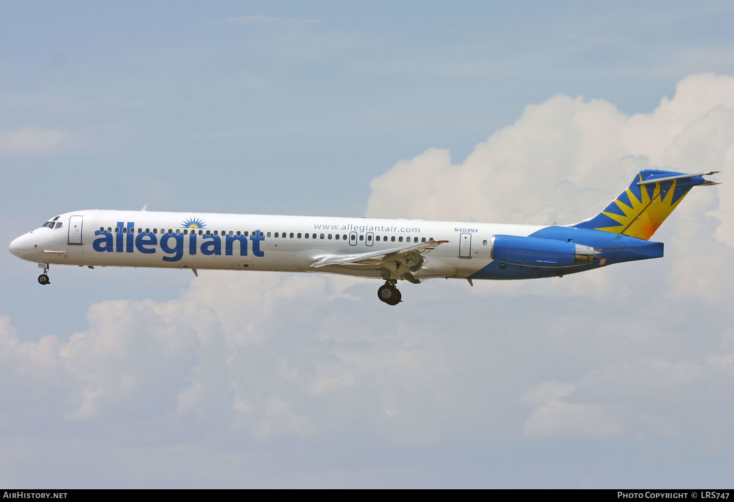 Aircraft Photo of N404NV | McDonnell Douglas MD-88 | Allegiant Air | AirHistory.net #293445