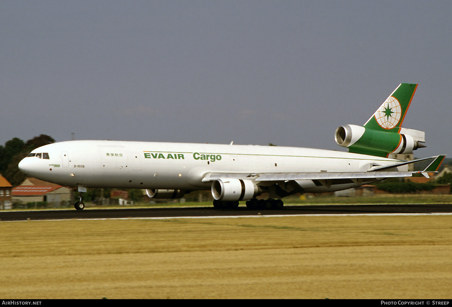 Aircraft Photo of B-16106 | McDonnell Douglas MD-11/F | EVA Air Cargo | AirHistory.net #293503
