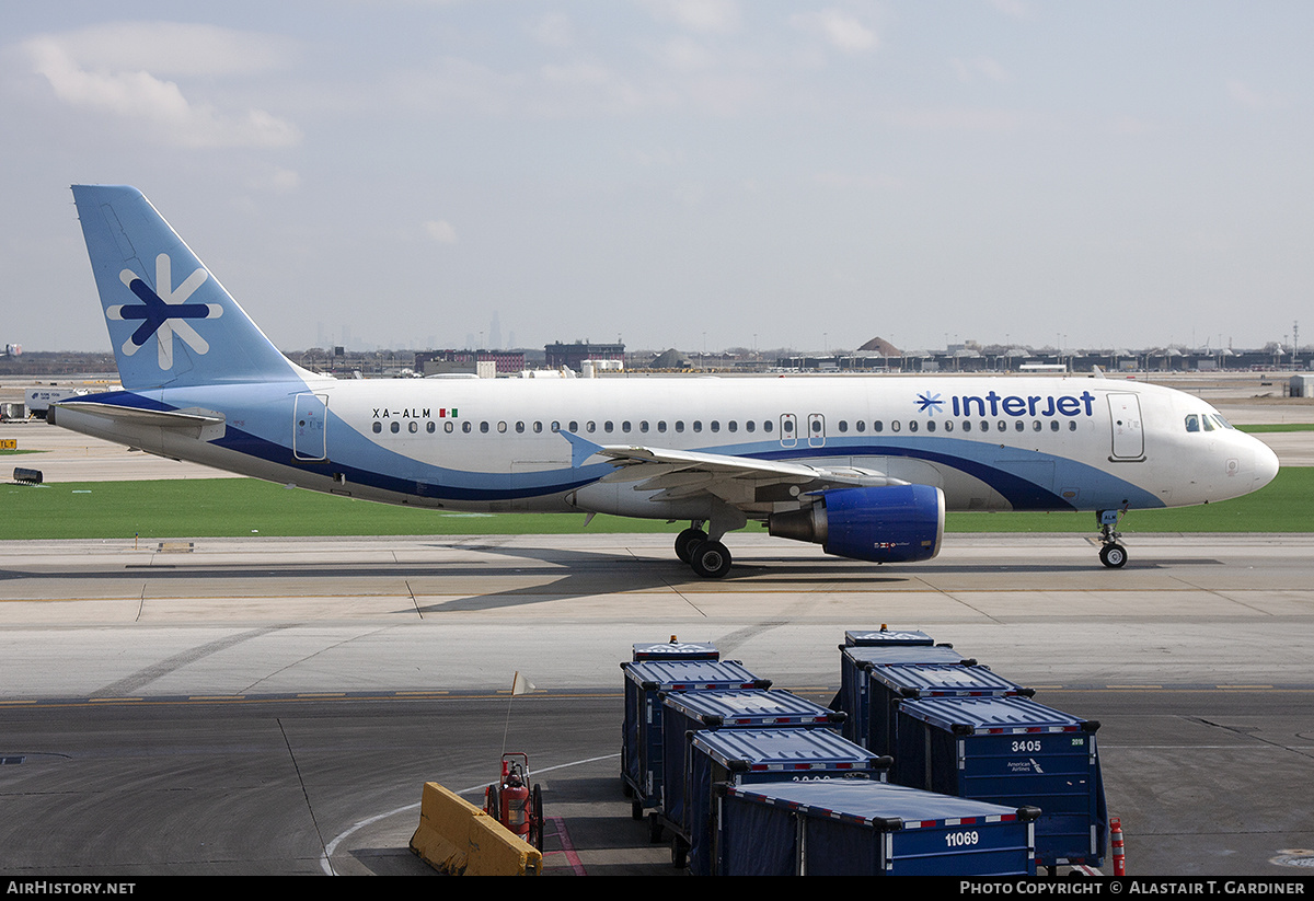 Aircraft Photo of XA-ALM | Airbus A320-214 | Interjet | AirHistory.net #293614