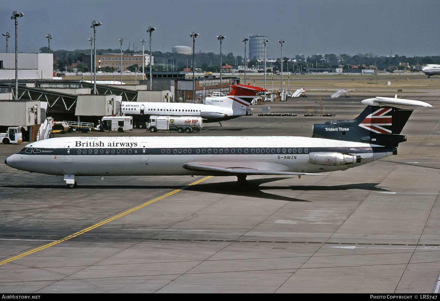 Aircraft Photo of G-AWZN | Hawker Siddeley HS-121 Trident 3B | British Airways | AirHistory.net #293677