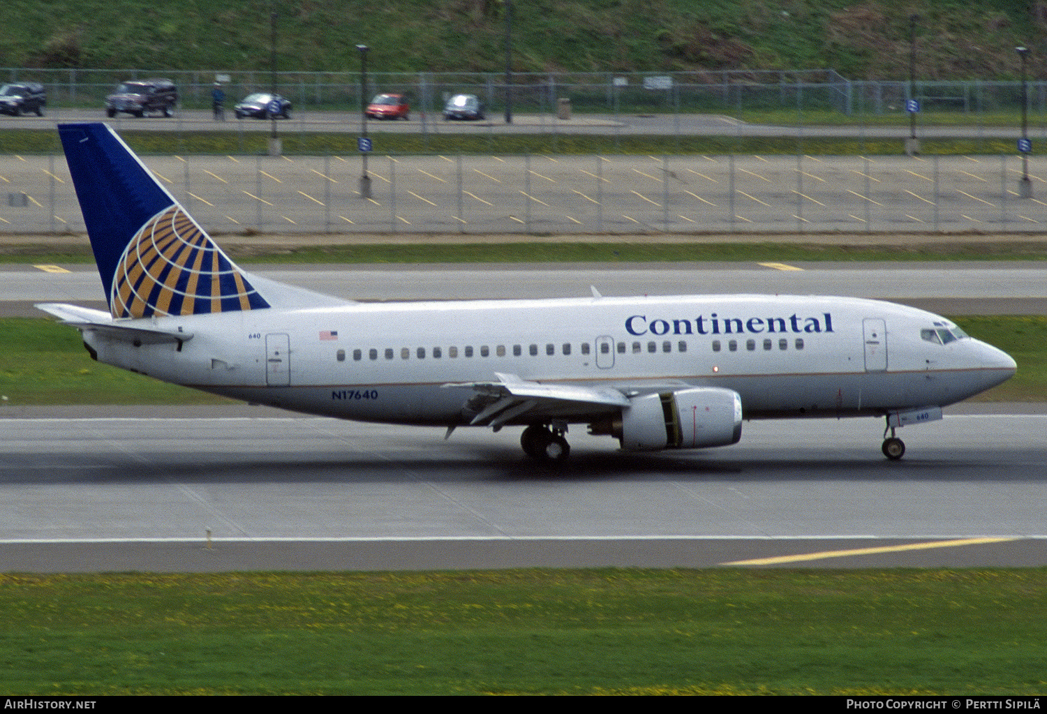 Aircraft Photo of N17640 | Boeing 737-524 | Continental Airlines | AirHistory.net #293690