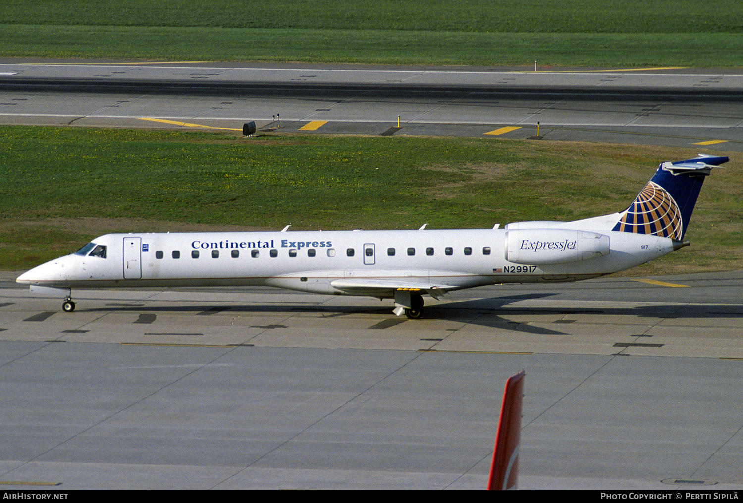 Aircraft Photo of N29917 | Embraer ERJ-145LR (EMB-145LR) | Continental Express | AirHistory.net #293829