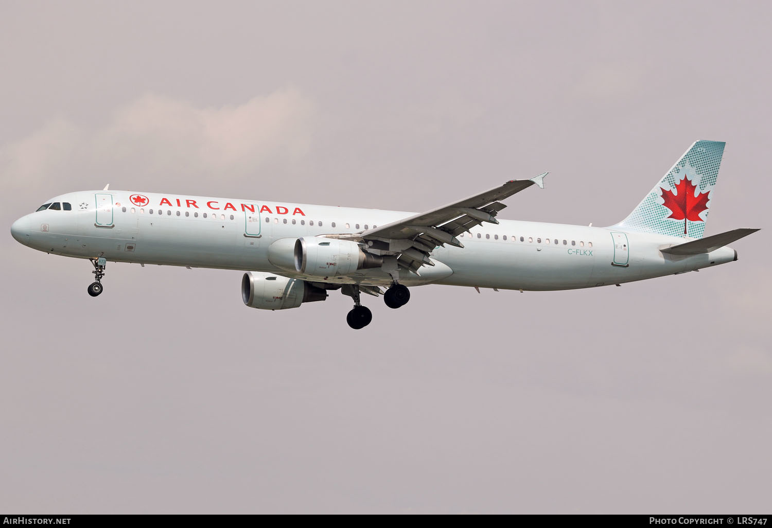 Aircraft Photo of C-FLKX | Airbus A321-211 | Air Canada | AirHistory.net #293877