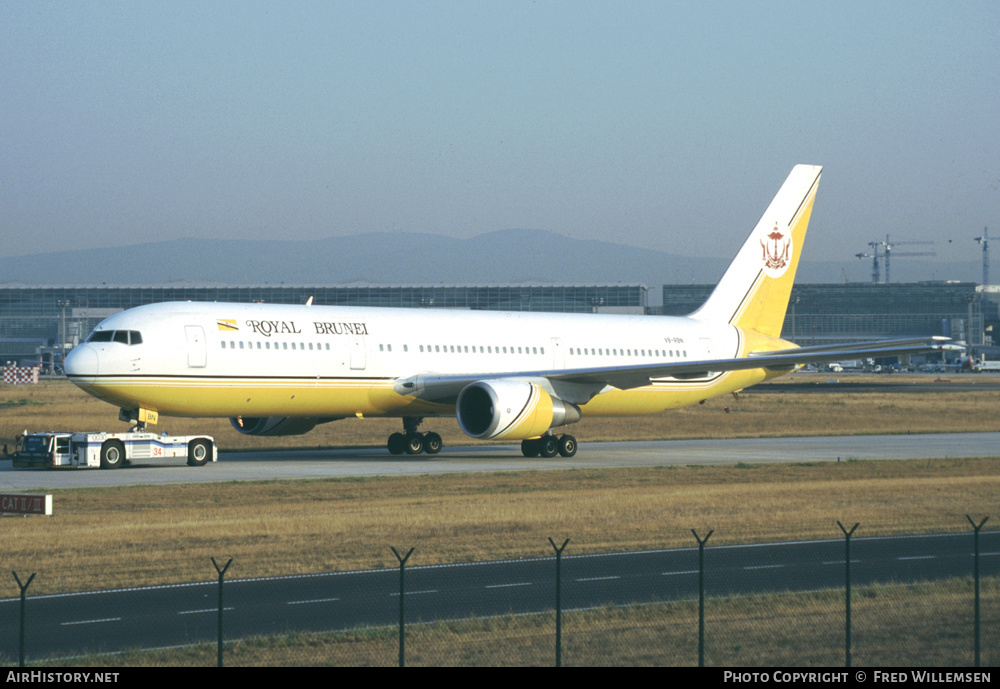 Aircraft Photo of V8-RBN | Boeing 767-328/ER | Royal Brunei Airlines | AirHistory.net #293921