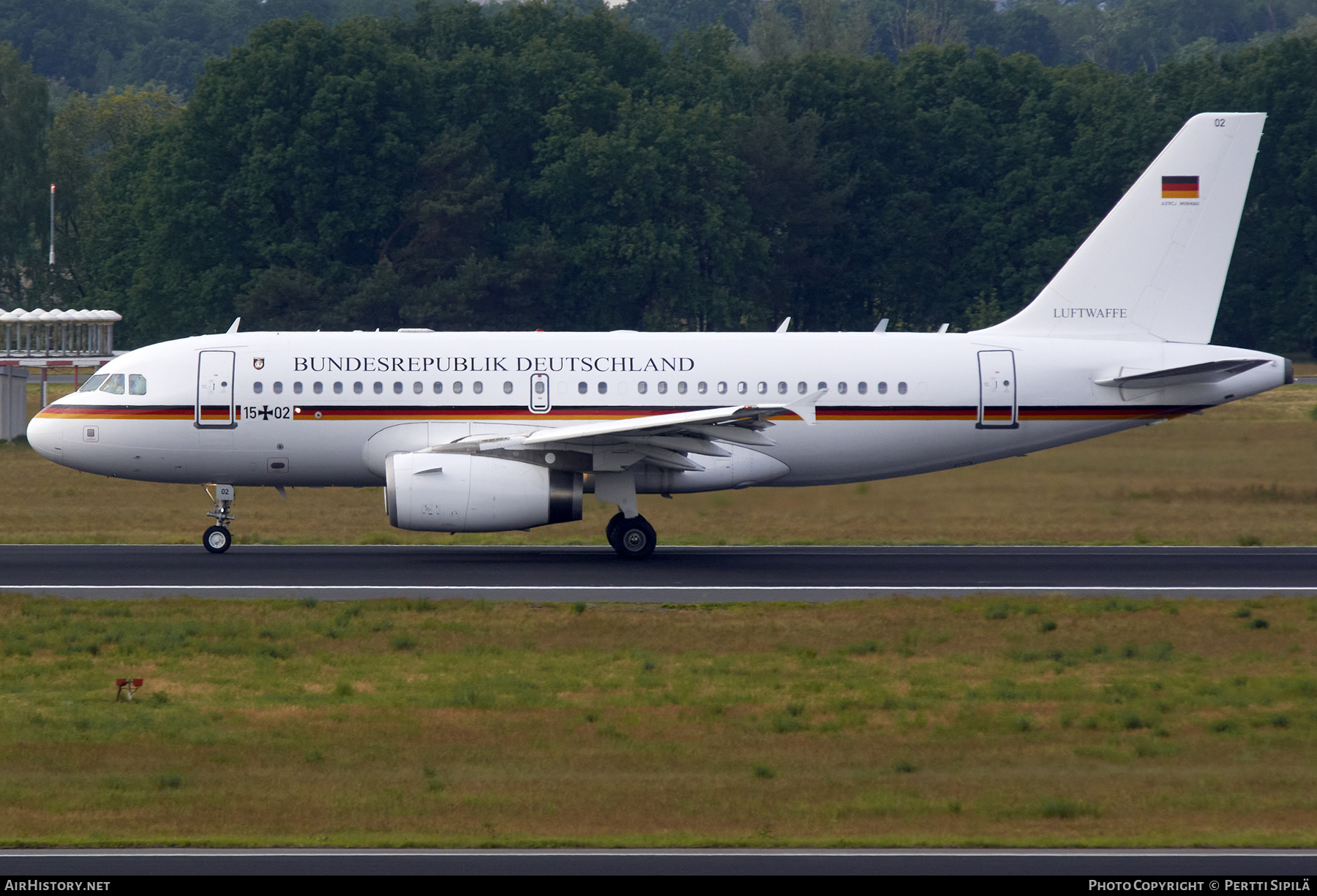 Aircraft Photo of 1502 | Airbus ACJ319 (A319-133/CJ) | Germany - Air Force | AirHistory.net #293946