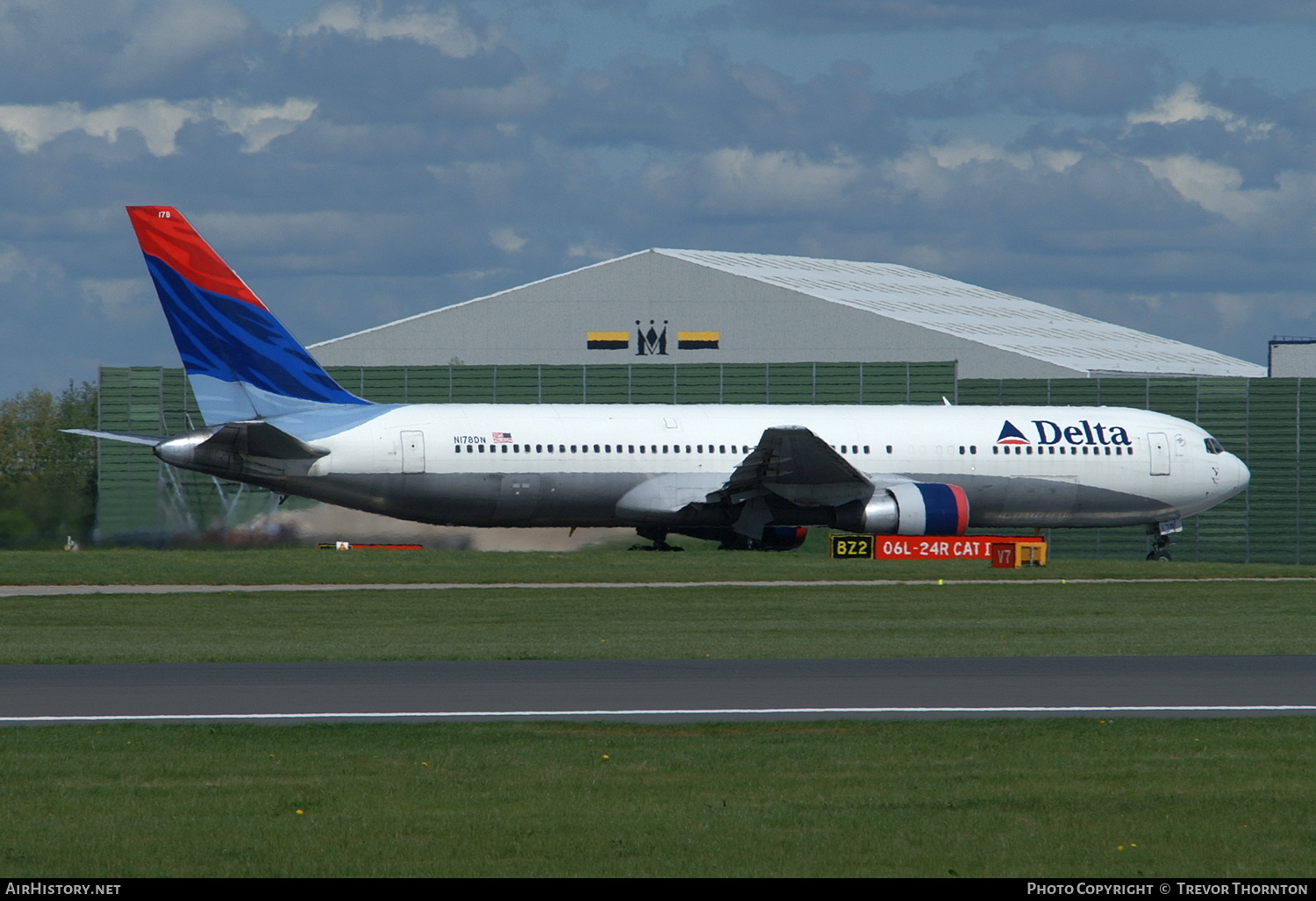 Aircraft Photo of N178DN | Boeing 767-332/ER | Delta Air Lines | AirHistory.net #293968