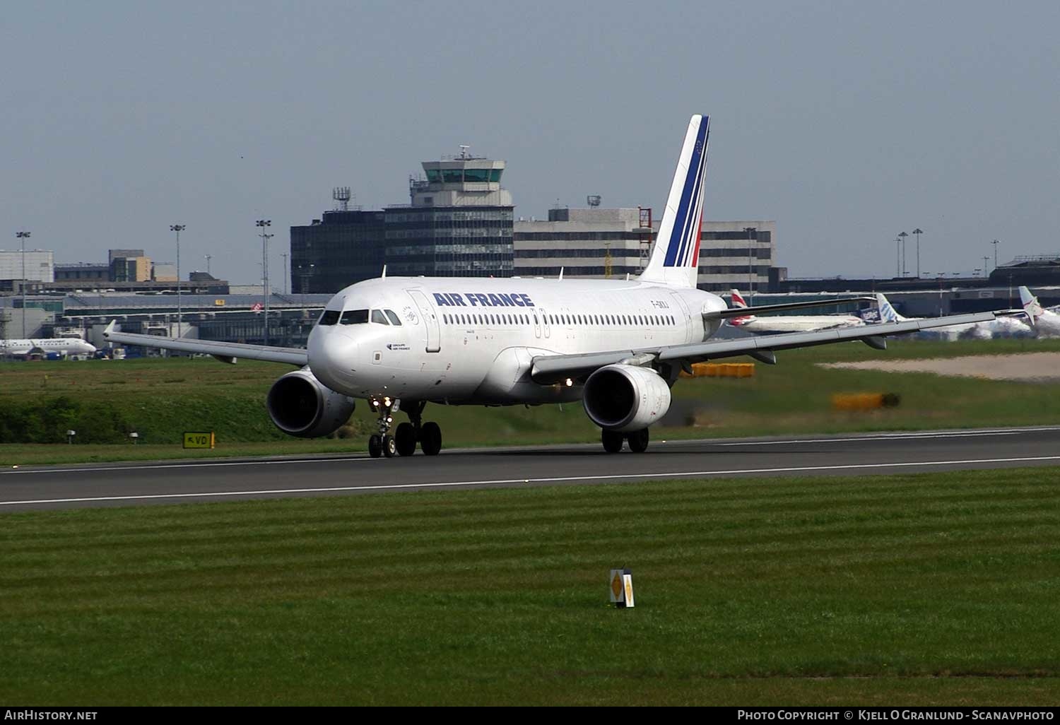 Aircraft Photo of F-GKXJ | Airbus A320-214 | Air France | AirHistory.net #293976